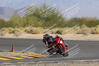 media/Oct-08-2022-SoCal Trackdays (Sat) [[1fc3beec89]]/Turn 10 (945am)/